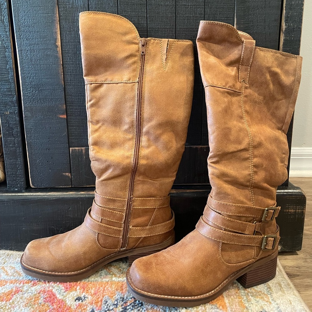 Western style tall boot